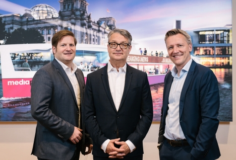 Media Pioneer bietet Lesern Unternehmensbeteiligung an - Führungsteam von Media Pioneer (v.l.): Chefredakteur Michael Bröcker, Gründer Gabor Steingart und Vorstandsvorsitzender Ingo Rieper (Foto: Phil Dera)